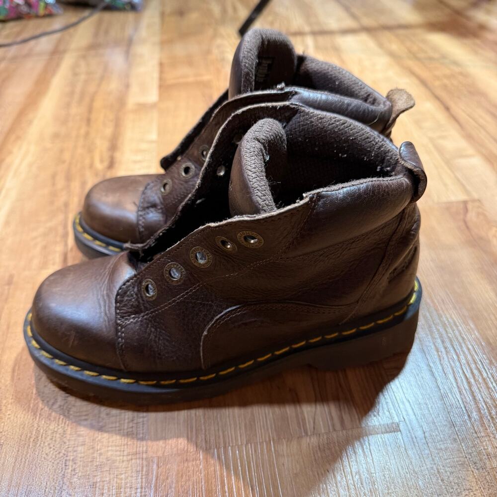 Dr. Martens Kids Size High Top 5 Eye Leather Lug Sole Boots Size 4